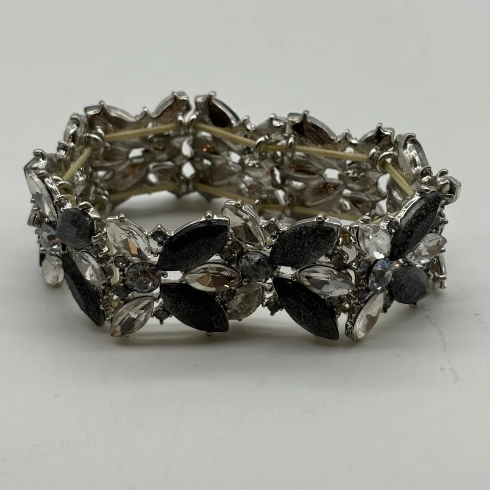 Vintage Silver Tone Butterfly‎ Grey Green Rhinestone Crystal Stretch Bracelet
